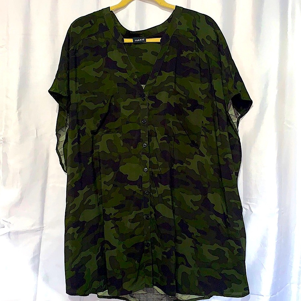 Torrid Green/Black Camo Round Neck Blouse